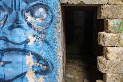 Torre a Mare, sotto la statale 16 c'� un sito scavato nel Neolitico: � la Grotta della Tartaruga
